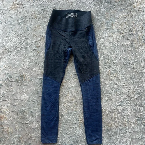 Outdoor Voices Leggings, XS - Picture 3 of 4